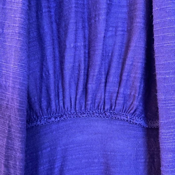 Woman Chicos sweater asymmetrical purple ish blue. Long sleeve size Small
C - Picture 4 of 8